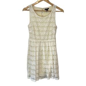 H &‎ M Lace Blouson Dress. Size XS Off White